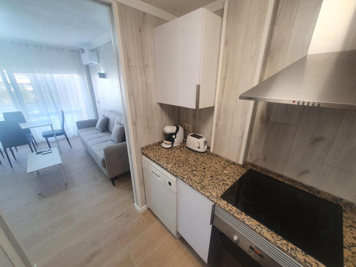 Salou Apartamento Familiar / Piscina / Zona Tranquilaアパートメント エクステリア 写真