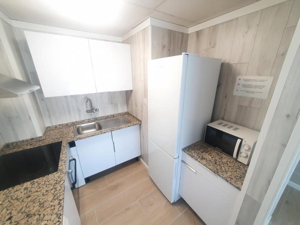 Salou Apartamento Familiar / Piscina / Zona Tranquilaアパートメント エクステリア 写真