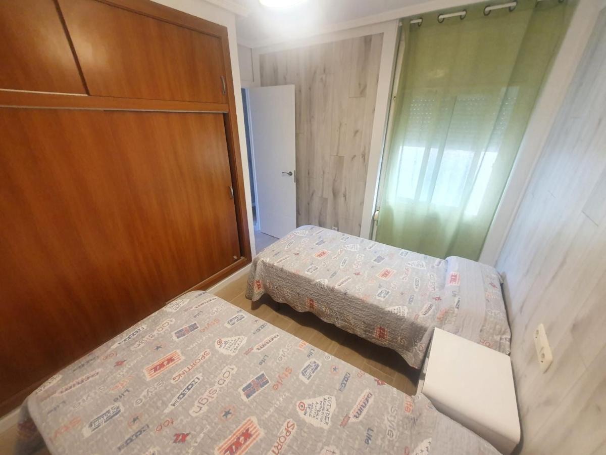 Salou Apartamento Familiar / Piscina / Zona Tranquilaアパートメント エクステリア 写真