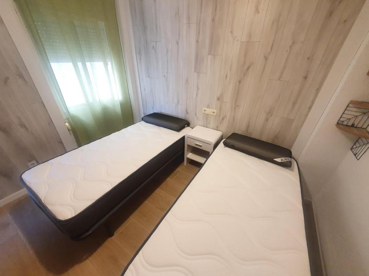 Salou Apartamento Familiar / Piscina / Zona Tranquilaアパートメント エクステリア 写真