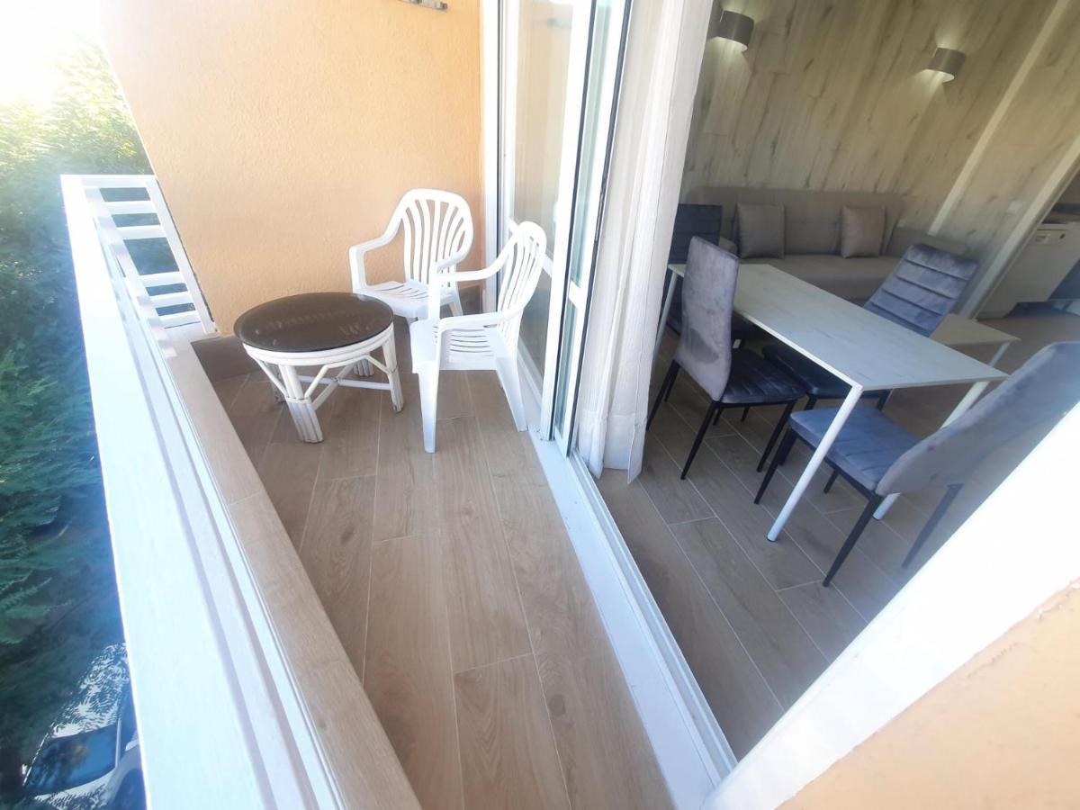 Salou Apartamento Familiar / Piscina / Zona Tranquilaアパートメント エクステリア 写真